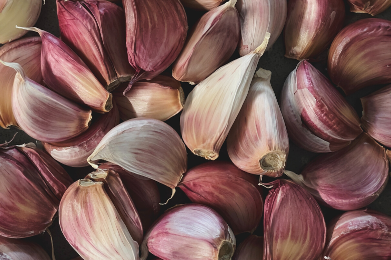 peel garlic