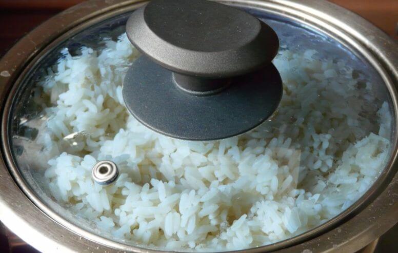 cooking rice