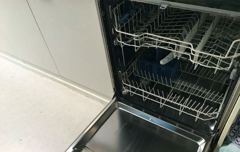 smelly dishwasher