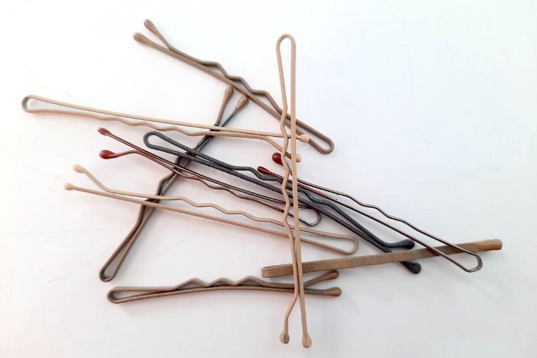 bobby pin