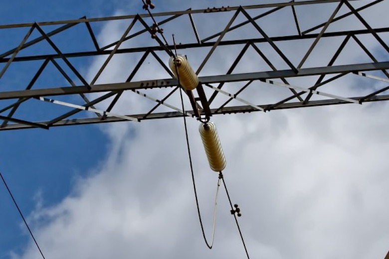 ballen hoogspanningskabels