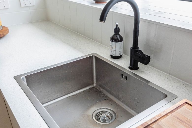 sink clean